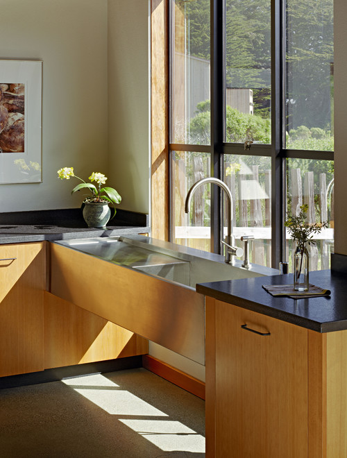 Customized Stainless Steel Integral Sink